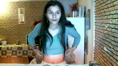 real_coupl3 online show from 03/22/26, 08:12