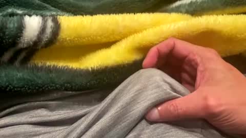 Snapshot of realbigload77 chatting on 09/25/25, 03:54 realbigload77 online show from 09/25/25, 03:54