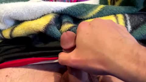 Snapshot of realbigload77 chatting on 11/23/25, 08:52 realbigload77 online show from 11/23/25, 08:52