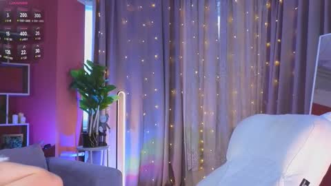 Snapshot of realcrystal chatting on 02/08/26, 05:11 Grace online show from 02/08/26, 05:11