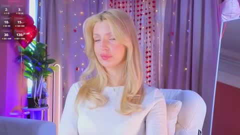 Snapshot of realcrystal chatting on 02/18/26, 06:09 Grace online show from 02/18/26, 06:09