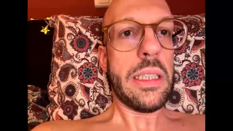 Snapshot of realhorsedick chatting on 01/12/26, 02:22 HugeSecret online show from 01/12/26, 02:22