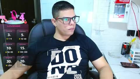 Snapshot of realjoel chatting on 06/05/26, 12:00 Joel online show from 06/05/26, 12:00