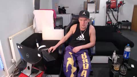 Ask me online show from 02/22/26, 01:42