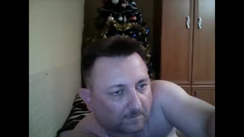 Snapshot of realnyxxl chatting on 12/21/25, 11:45 realnyxxl online show from 12/21/25, 11:45