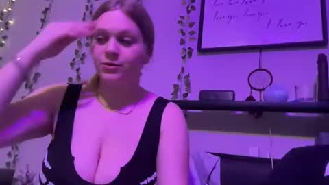 Snapshot of realpurp_ chatting on 01/09/25, 07:52 Preston Stella online show from 01/09/25, 07:52