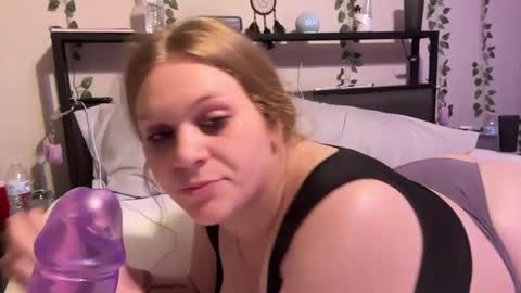 Snapshot of realpurp_ chatting on 01/14/25, 11:27 Preston Stella online show from 01/14/25, 11:27