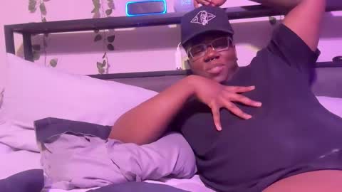 Snapshot of realpurp_ chatting on 02/05/25, 11:23 Preston Stella online show from 02/05/25, 11:23