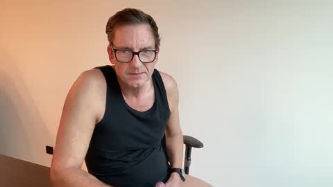 realstuff_ online show from 11/26/25, 02:07