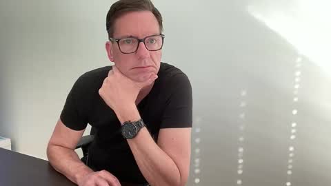 realstuff_ online show from 04/29/26, 07:45