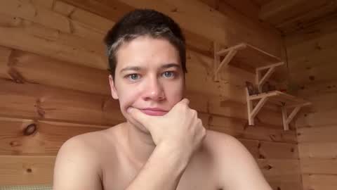 AliceEve online show from 09/18/25, 09:22