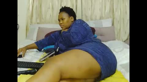 REAL1SWEETHEART online show from 05/25/26, 06:19