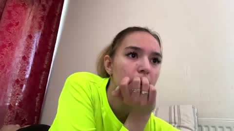 Risa online show from 05/05/26, 06:10
