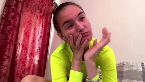 Risa online show from 06/12/26, 03:33