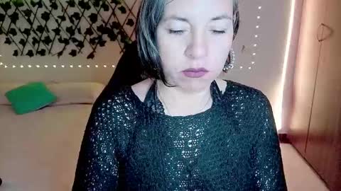 Rebbeca online show from 12/18/25, 11:05