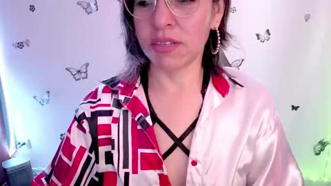 Rebbeca online show from 04/17/26, 01:14