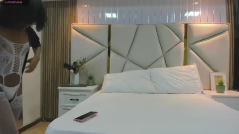 Snapshot of rebeca_brown_ chatting on 04/30/26, 11:27 Rebeca online show from 04/30/26, 11:27