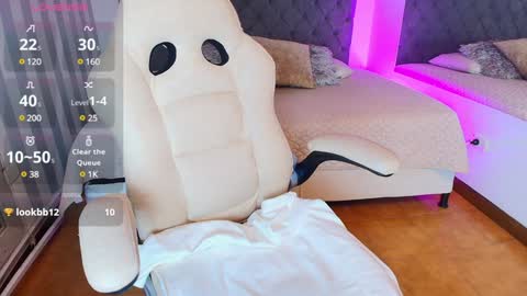 I invite you to my birthday on November 3th  online show from 01/24/25, 08:54