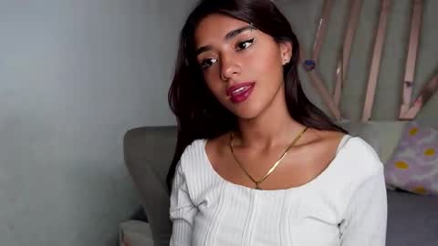 Snapshot of rebeca_cortez55 chatting on 01/06/25, 06:52  Rebecca online show from 01/06/25, 06:52