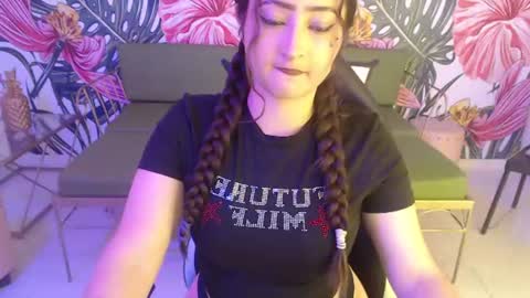 Snapshot of rebeca_dreams chatting on 07/09/26, 10:03 Rebeca dreams online show from 07/09/26, 10:03