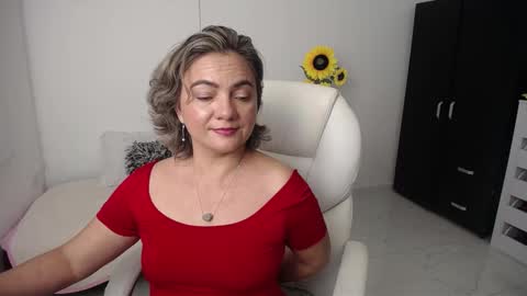 Snapshot of rebeca_milf chatting on 01/03/25, 02:51 REBECA online show from 01/03/25, 02:51