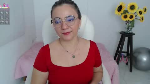 Snapshot of rebeca_milf chatting on 09/16/25, 02:12 REBECA online show from 09/16/25, 02:12