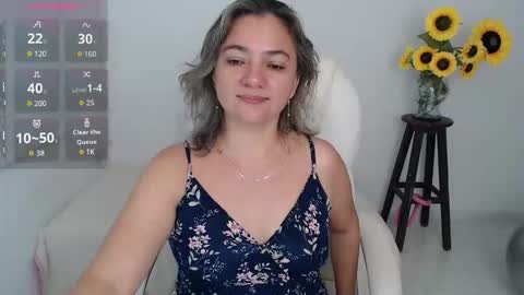 Snapshot of rebeca_milf chatting on 10/17/25, 11:13 REBECA online show from 10/17/25, 11:13