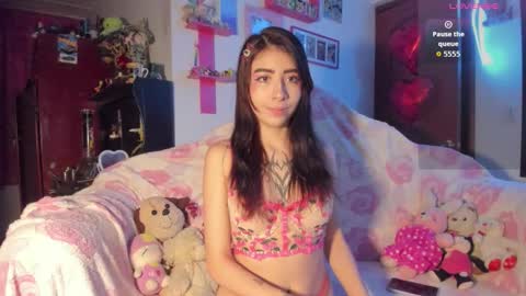 Snapshot of rebecahart chatting on 02/14/26, 05:59 Rebecca online show from 02/14/26, 05:59