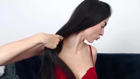 Snapshot of rebecamur chatting on 11/03/25, 11:00 rebecamur online show from 11/03/25, 11:00