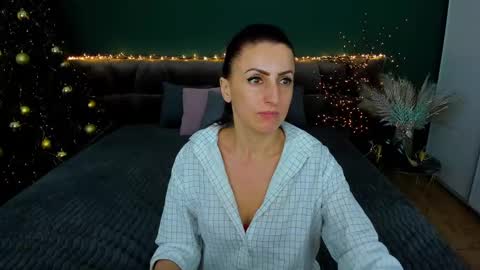 Snapshot of rebecca_diamonds chatting on 01/08/25, 03:07 rebecca_diamonds online show from 01/08/25, 03:07