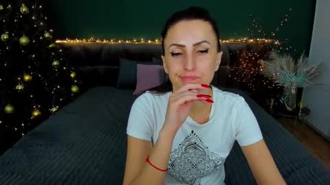 Snapshot of rebecca_diamonds chatting on 01/12/25, 03:14 rebecca_diamonds online show from 01/12/25, 03:14