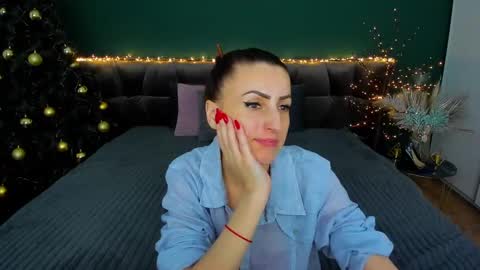 Snapshot of rebecca_diamonds chatting on 01/15/25, 07:05 rebecca_diamonds online show from 01/15/25, 07:05