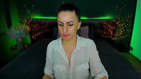Snapshot of rebecca_diamonds chatting on 01/28/25, 06:38 rebecca_diamonds online show from 01/28/25, 06:38