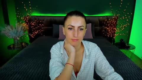 Snapshot of rebecca_diamonds chatting on 01/29/25, 09:44 rebecca_diamonds online show from 01/29/25, 09:44