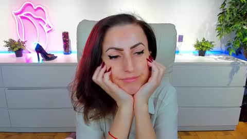 Snapshot of rebecca_diamonds chatting on 02/03/25, 06:34 rebecca_diamonds online show from 02/03/25, 06:34