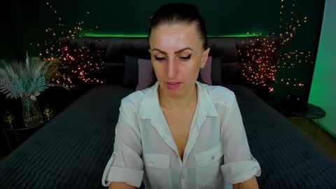 Snapshot of rebecca_diamonds chatting on 02/13/25, 02:31 rebecca_diamonds online show from 02/13/25, 02:31