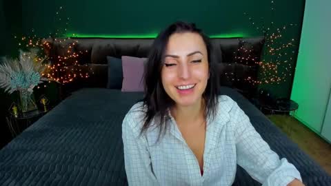 Snapshot of rebecca_diamonds chatting on 03/02/25, 09:10 rebecca_diamonds online show from 03/02/25, 09:10