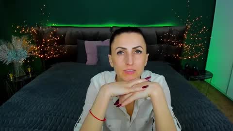 Snapshot of rebecca_diamonds chatting on 03/03/25, 03:42 rebecca_diamonds online show from 03/03/25, 03:42
