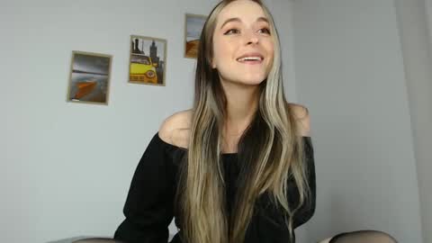 Snapshot of rebecca_johonsonn chatting on 02/08/25, 07:49 Becca Johnsoon online show from 02/08/25, 07:49
