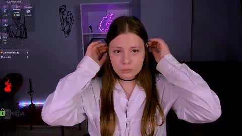 Snapshot of rebecca_smile_ chatting on 11/28/25, 02:53 rebecca_smile_ online show from 11/28/25, 02:53