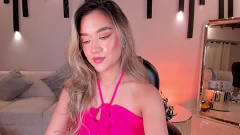 Snapshot of rebeccahudson_ chatting on 01/29/25, 09:23 Rebe online show from 01/29/25, 09:23