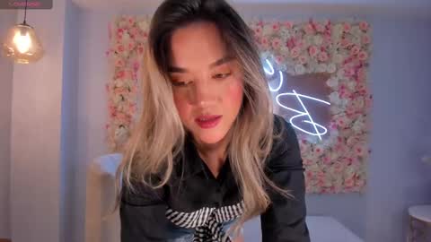 Snapshot of rebeccahudson_ chatting on 03/01/25, 02:26 Rebe online show from 03/01/25, 02:26