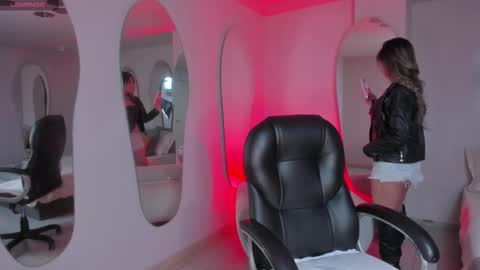 Snapshot of rebeccahudson_ chatting on 03/08/25, 03:06 Rebe online show from 03/08/25, 03:06