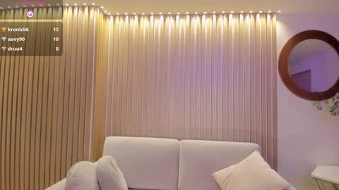 Snapshot of rebeccahudson_ chatting on 03/09/25, 09:46 Rebe online show from 03/09/25, 09:46