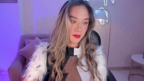 Snapshot of rebeccahudson_ chatting on 03/10/25, 12:18 Rebe online show from 03/10/25, 12:18