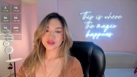 Snapshot of rebeccahudson_ chatting on 10/01/25, 07:20 Rebe online show from 10/01/25, 07:20