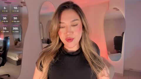 Snapshot of rebeccahudson_ chatting on 10/22/25, 07:24 Rebe online show from 10/22/25, 07:24