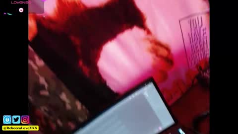 Snapshot of rebeccalovexxx chatting on 02/11/25, 05:16 Rebecca Love online show from 02/11/25, 05:16