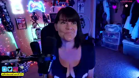 Rebecca Love online show from 06/24/26, 08:52