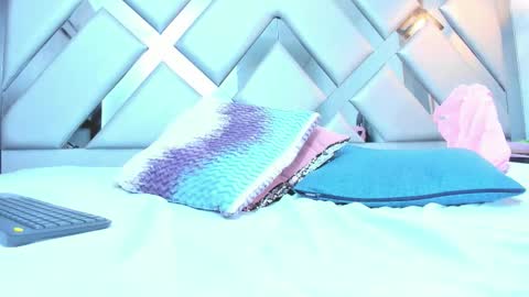 Snapshot of rebeccamitchell_ chatting on 02/27/26, 02:17 rebeccamitchell_ online show from 02/27/26, 02:17